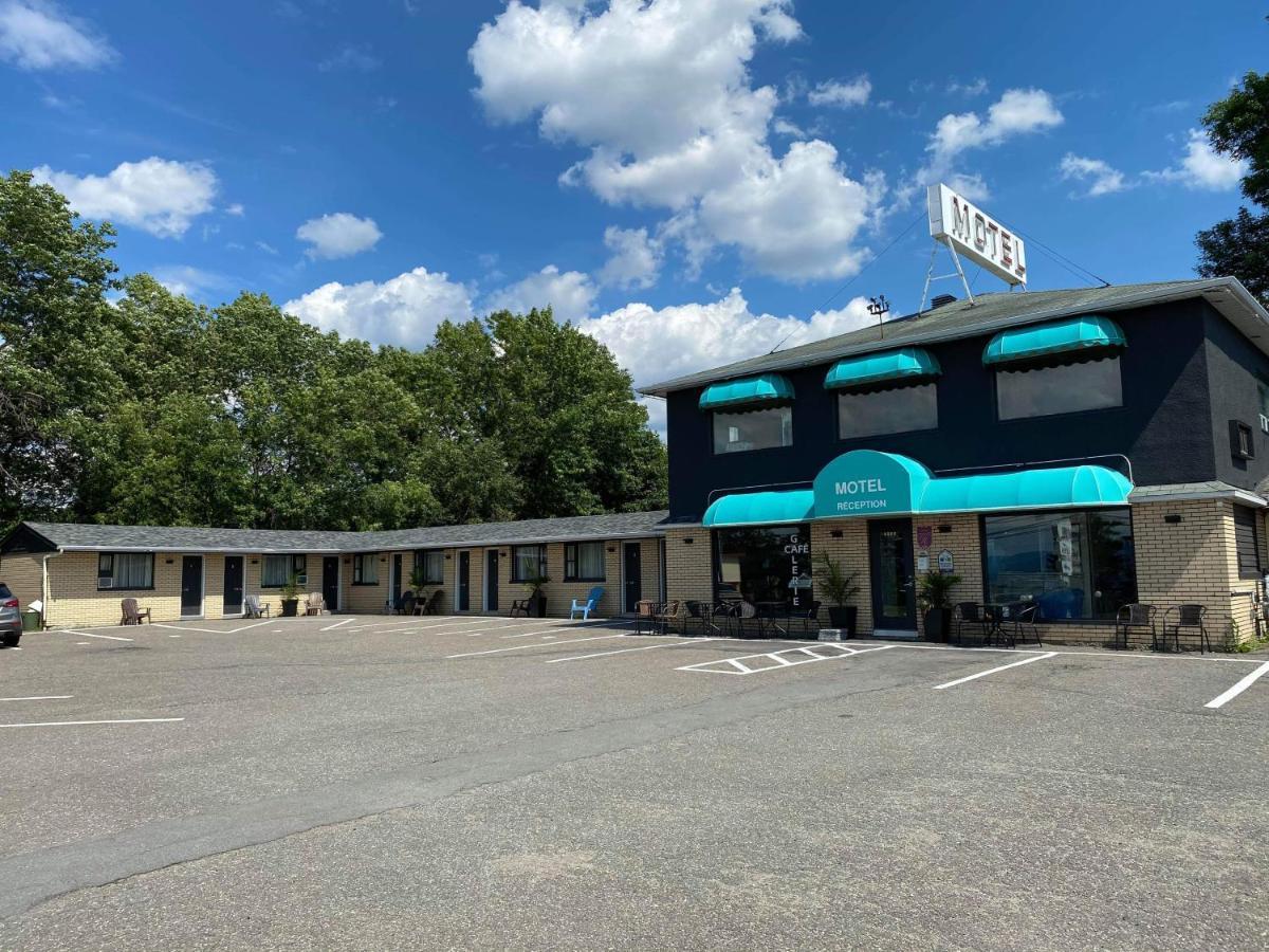 Motel Lévis Exteriör bild